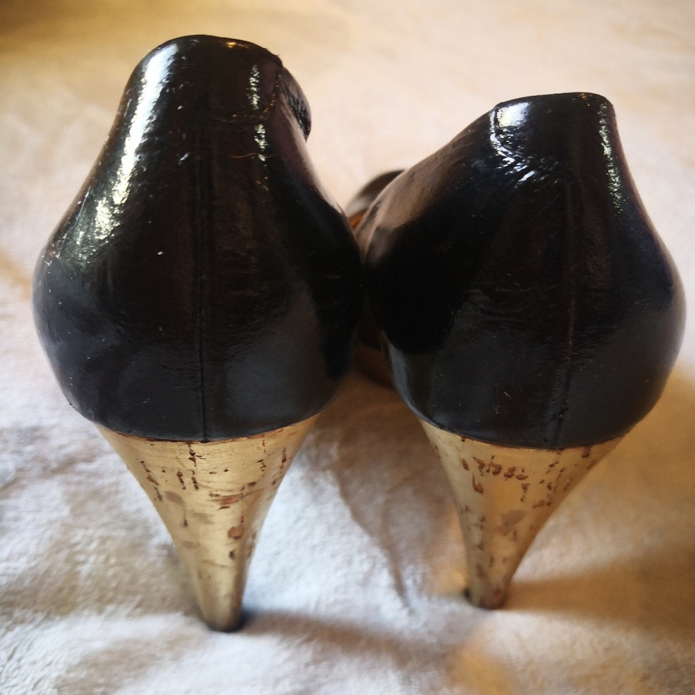 LAST CHANCE SALE Michael Kors sz 9 Platform Pump - Picture 8 of 15